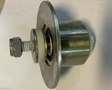 EN: CHAIN RETURN ROLLER WITH BALL BEARIN